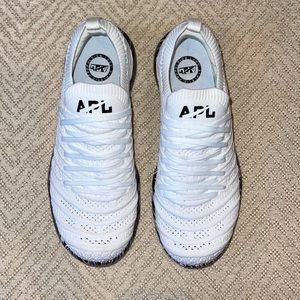 APL Brand New TECHLOOM WAVE sneakers Size 7.5